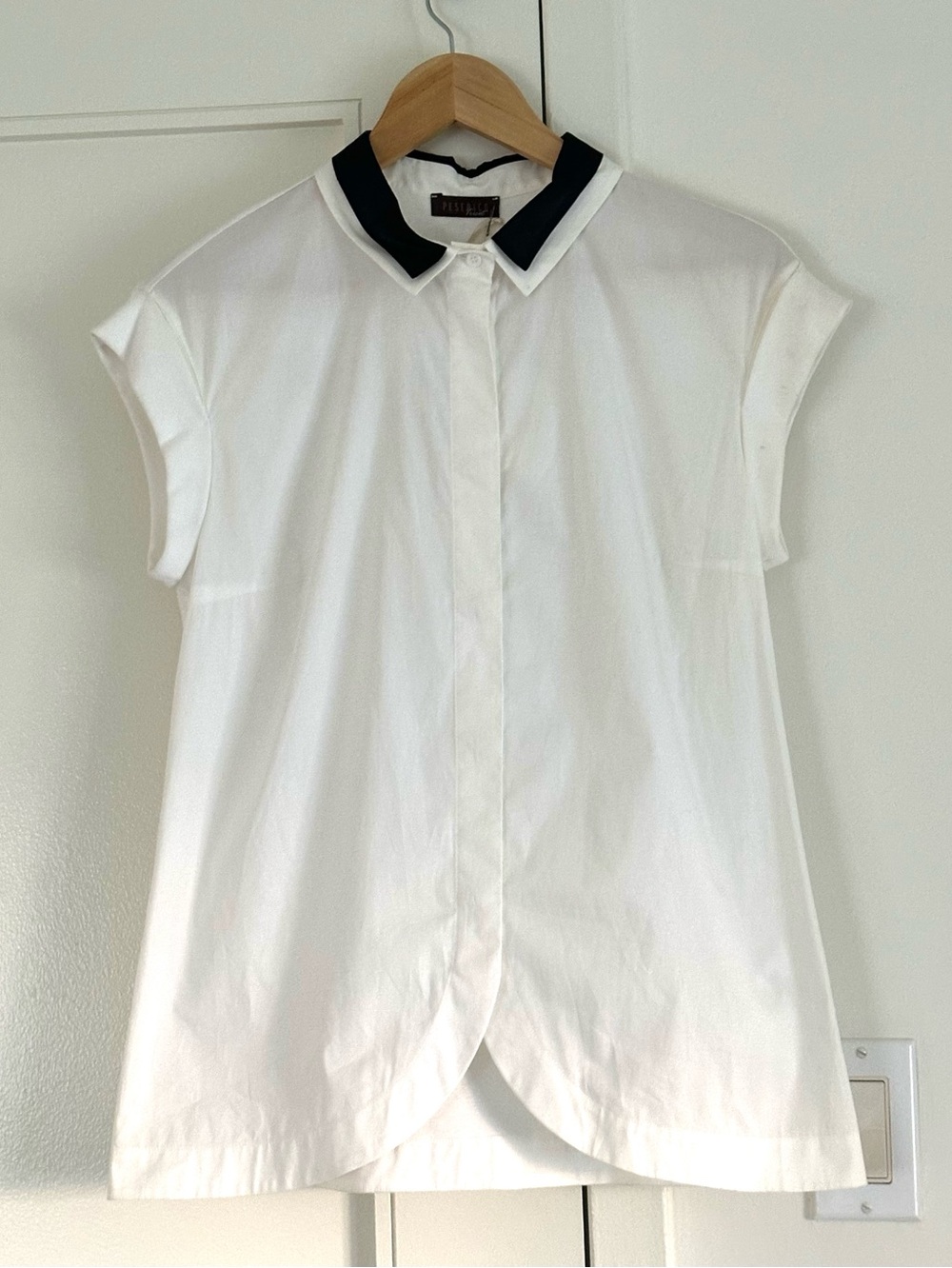 Peserico NWT White Cotton Blouse Dark Navy Silk Collar IT 44 US 8-10 Luxury